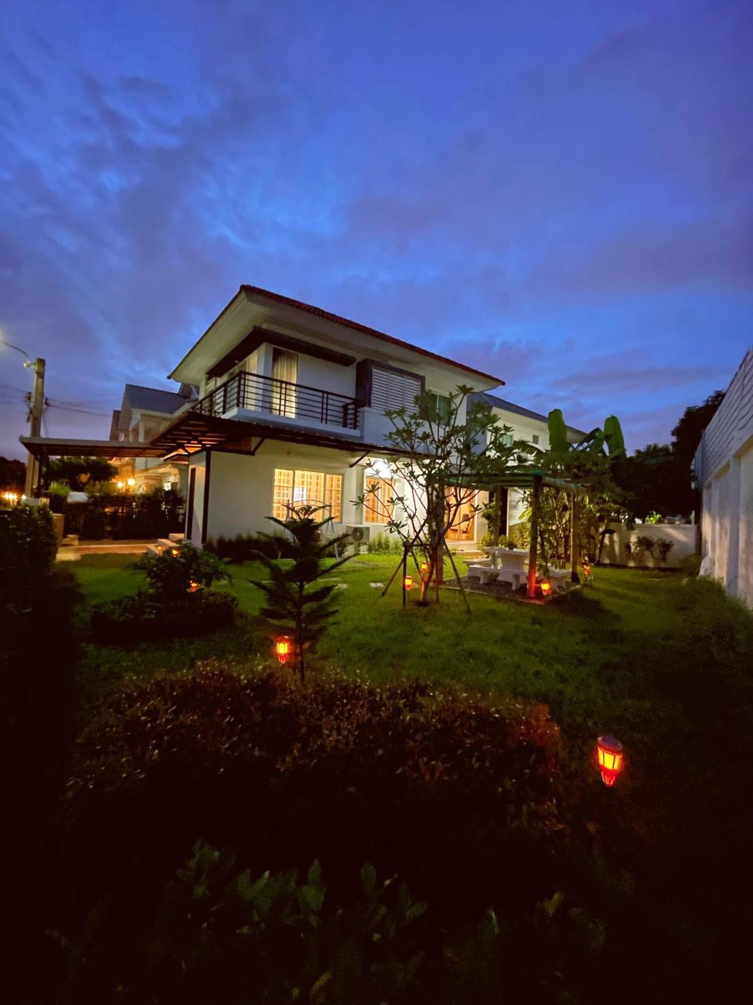 Anna Home@Lat Krabang バンコク都 エクステリア 写真